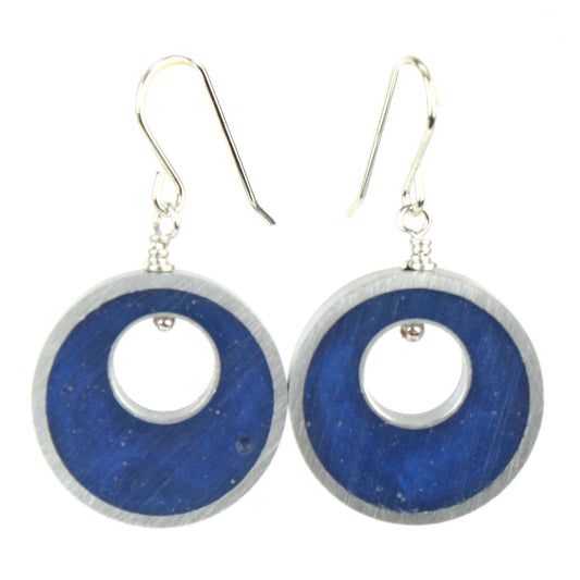 Spotlight earrings in dark blue
