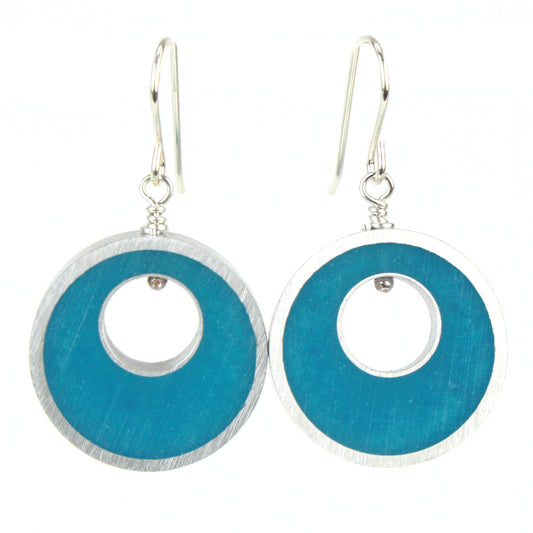 Spotlight earrings in blue-green