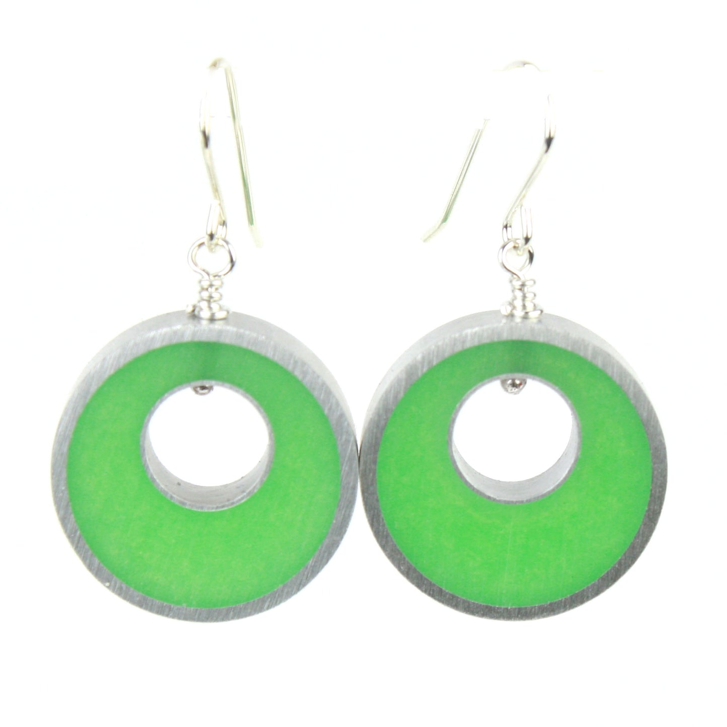 Spotlight earrings in green