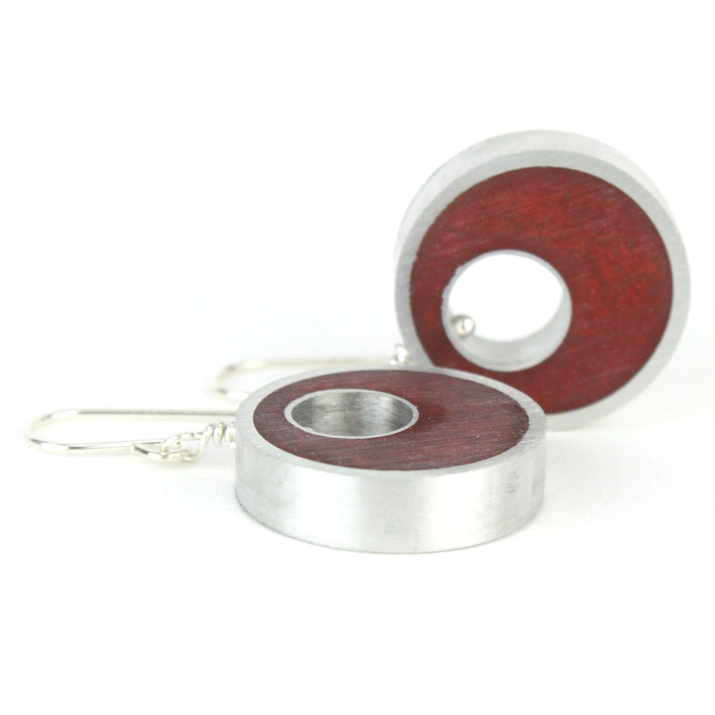 Spotlight earrings in ruby red