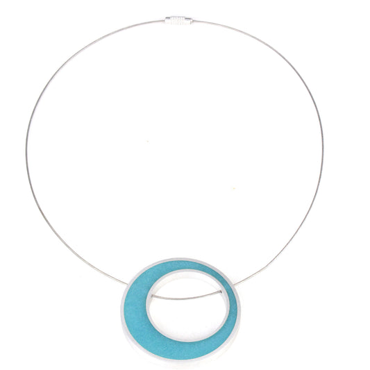 Solo spotlight necklace -blue green