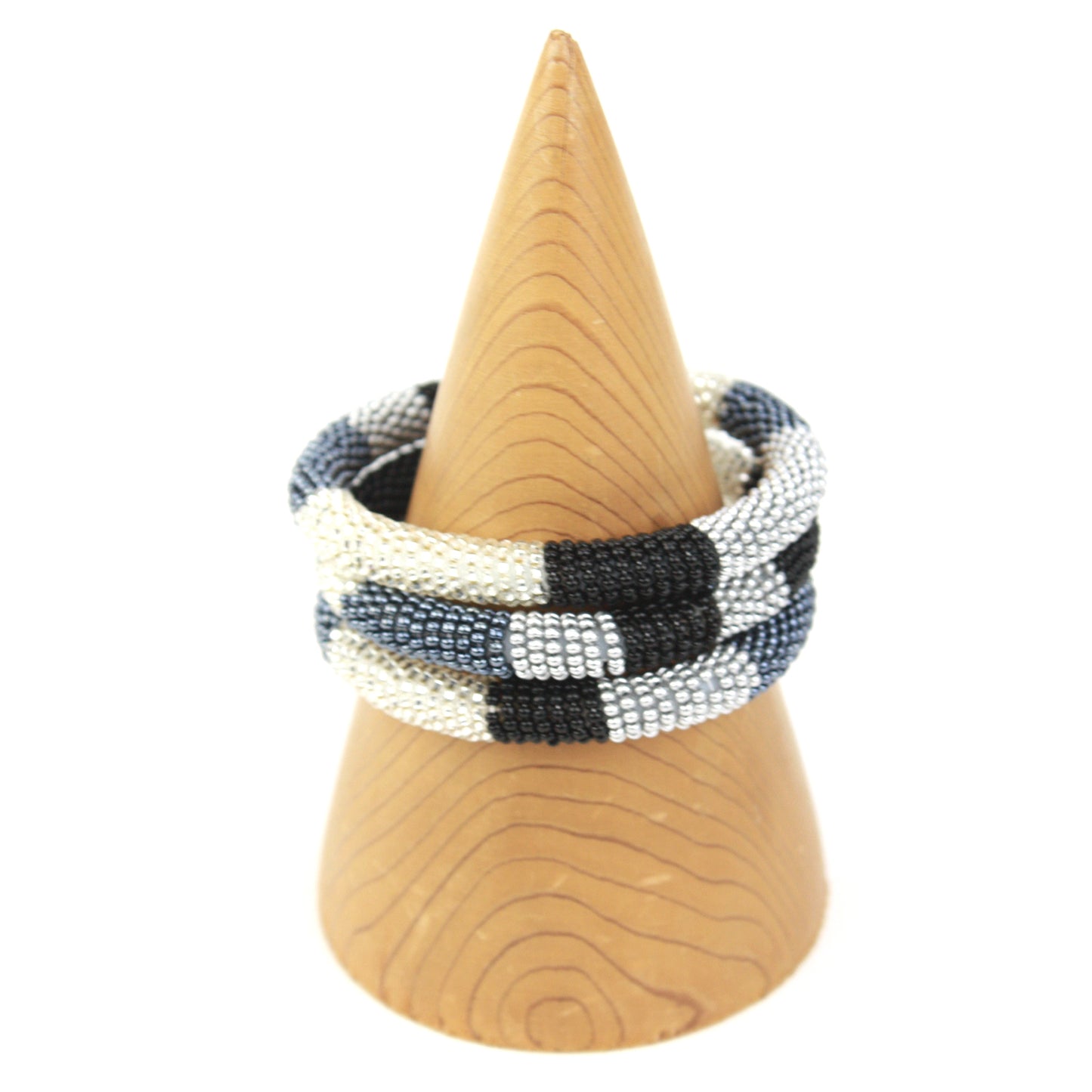 Beaded bracelet - Black, white, steel and silver