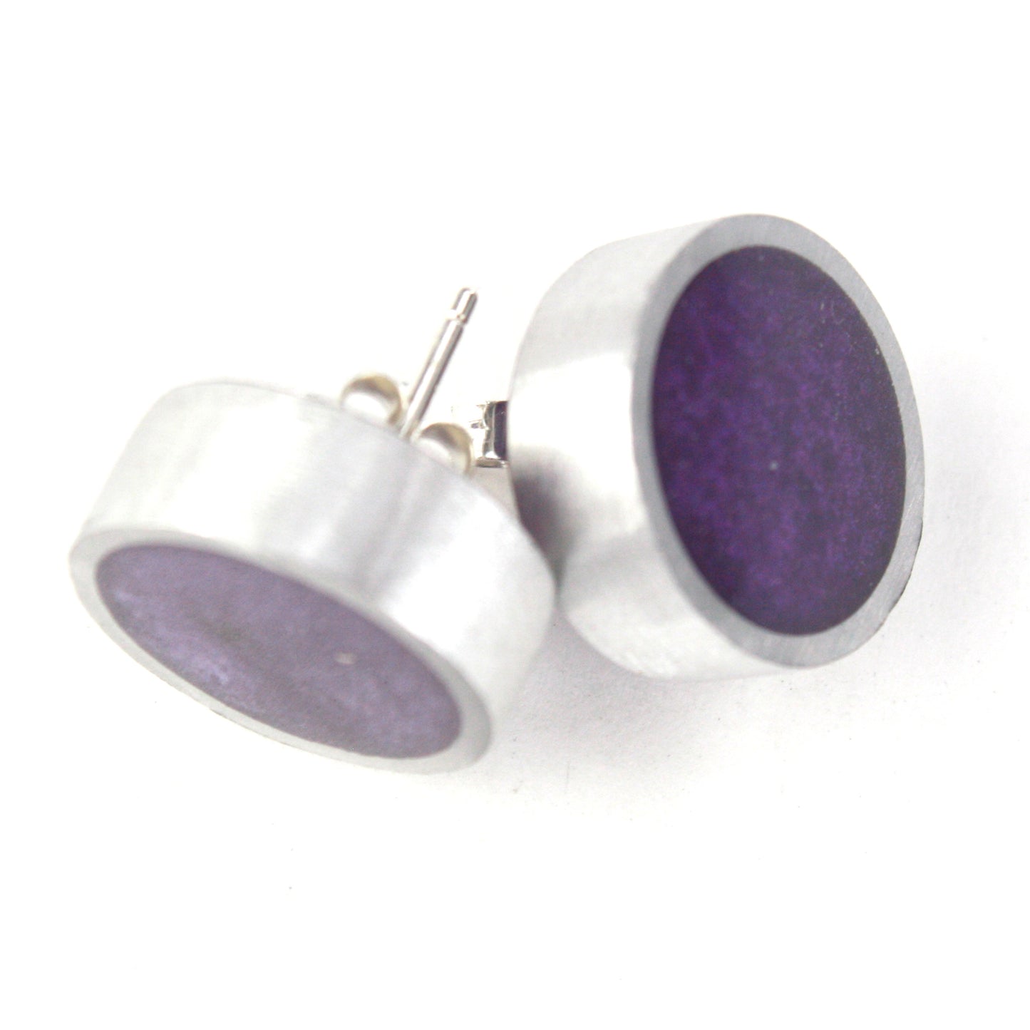 Resinique studs - lavender