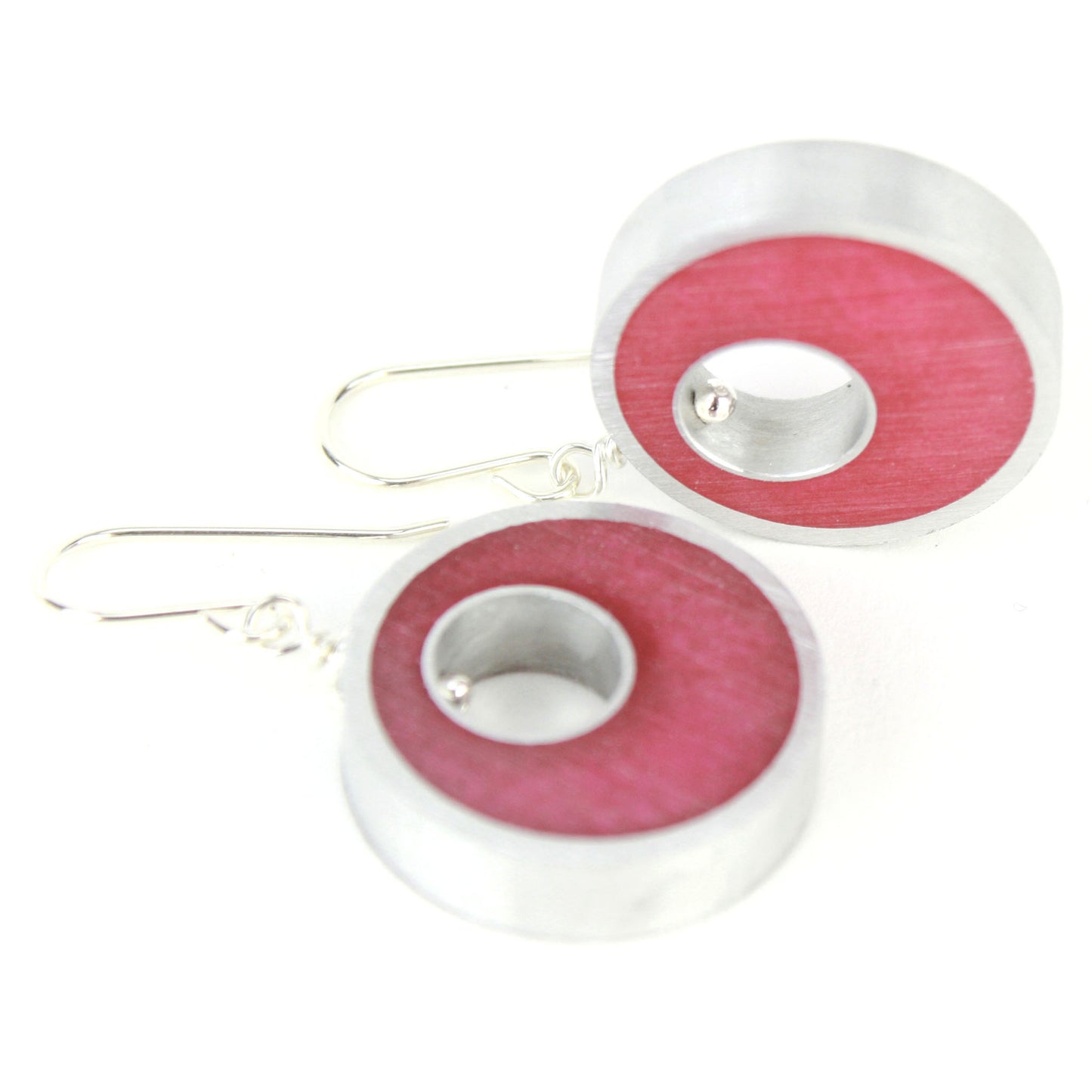 Spotlight earrings in pink