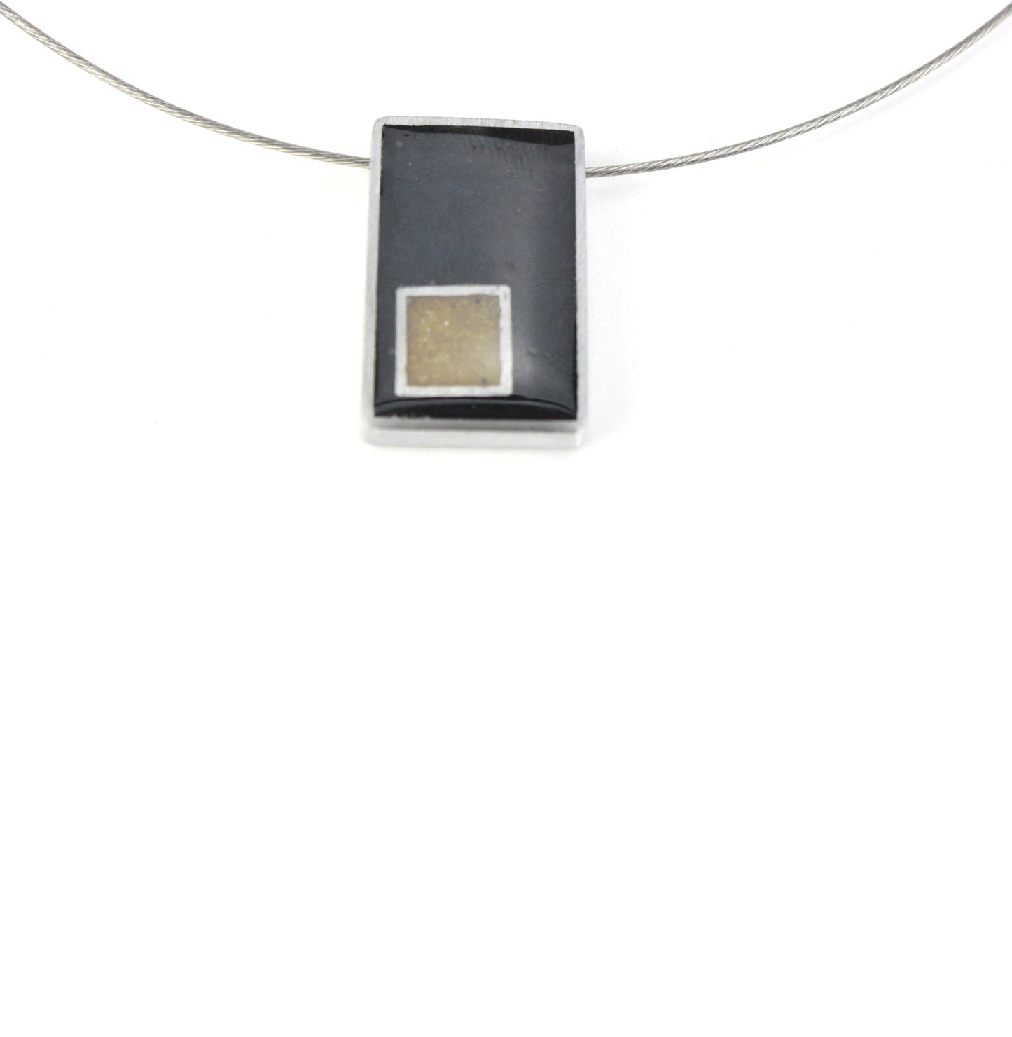 Resinique rectangle and square necklace - Black and gold -wholesale