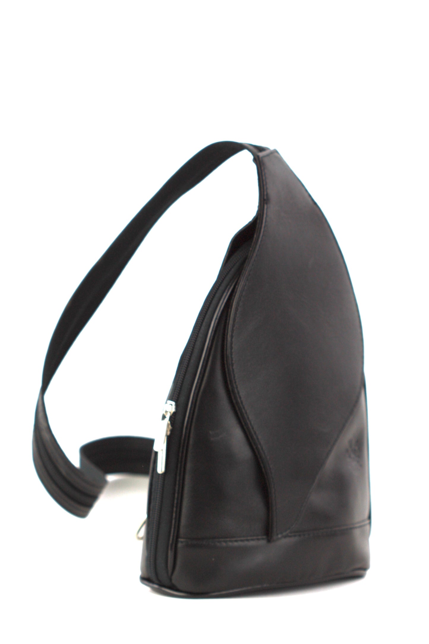 Foglia backpack in black